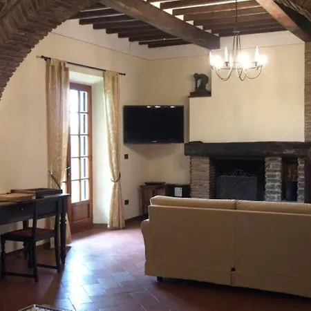 别墅 Pergaccio Sleeps 10 Pool Air Con Wifi 哥尔顿